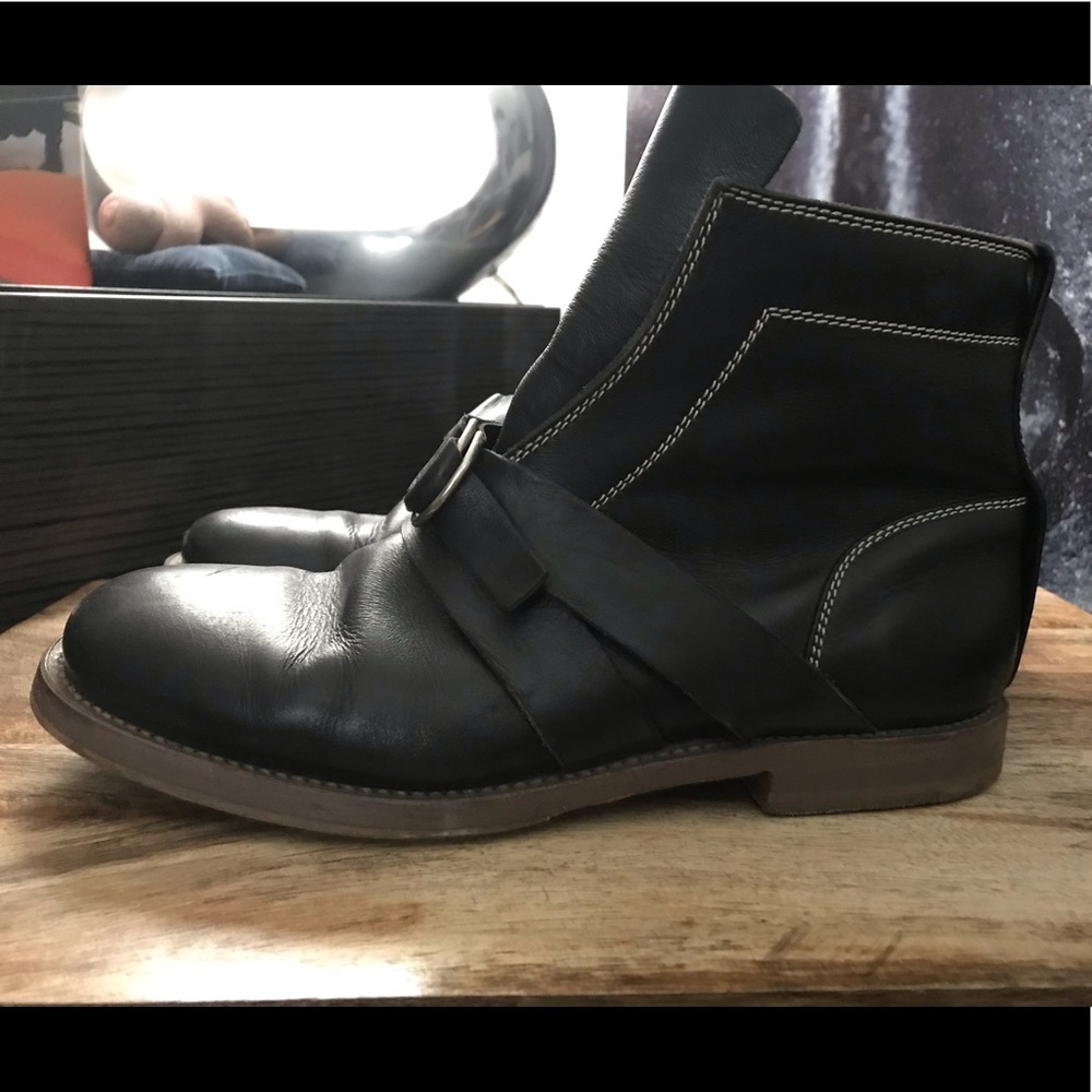Fausto Santini Black Leather Ankle Boots